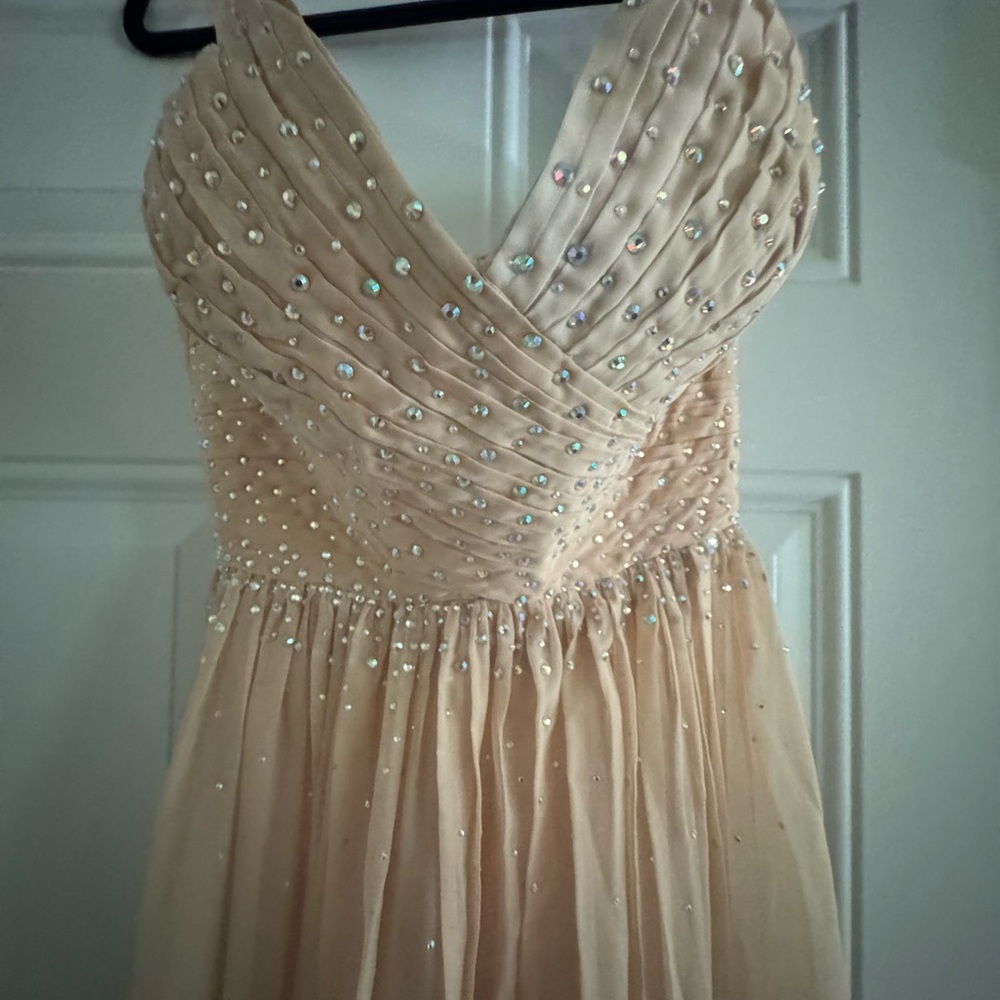 Elegant Peach ombré beaded Evening Gown - Picture 7 of 13